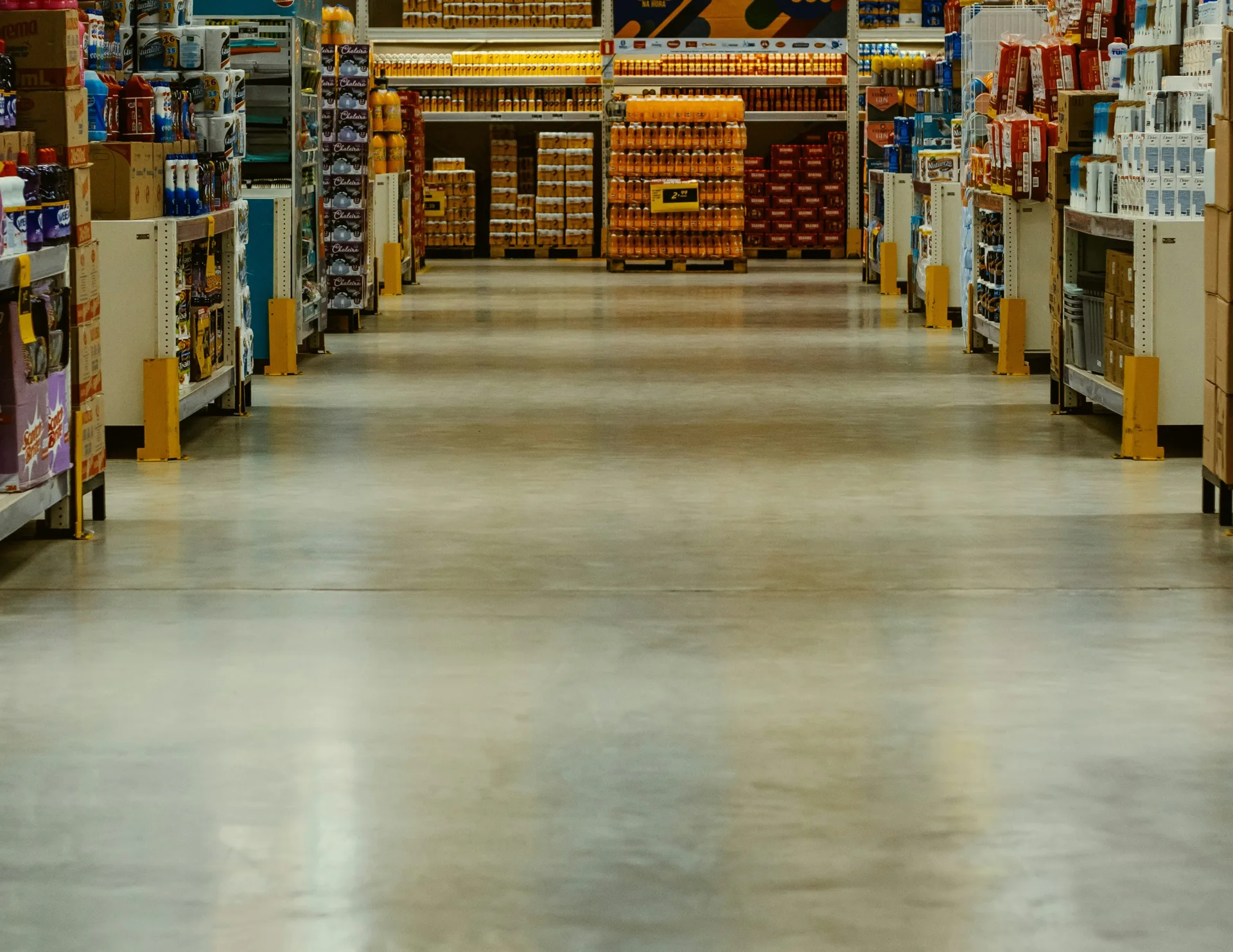 polished commercial concrete floor in a Pittsburgh supermarket aisle