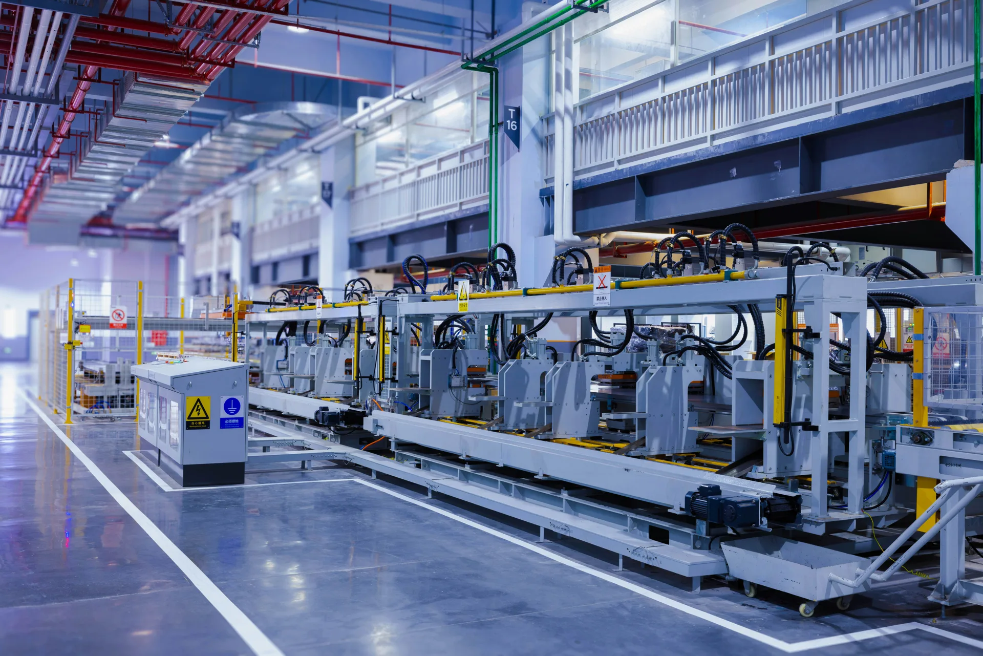 polished concrete floor on a Pittsburgh manufacturing conveyor line