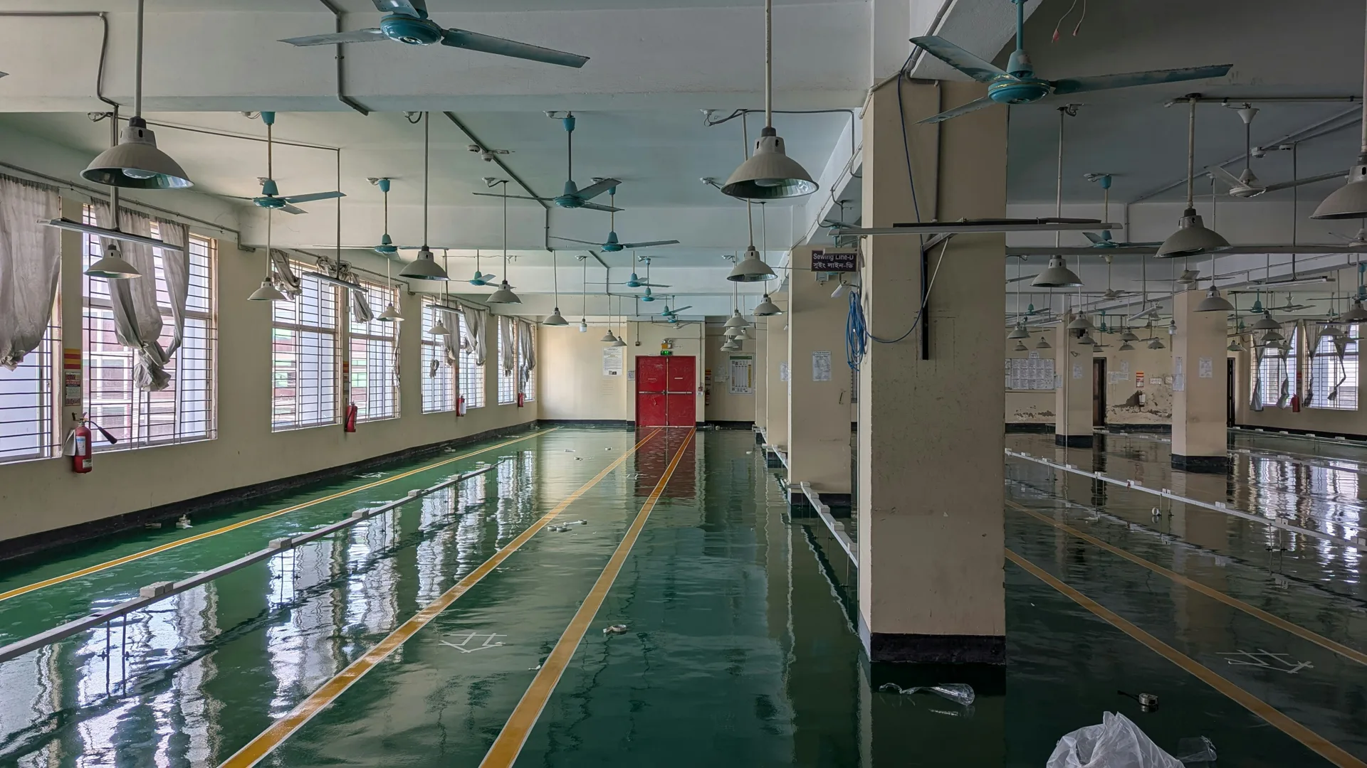 urethane food-grade concrete floor in a Pittsburgh wash bay