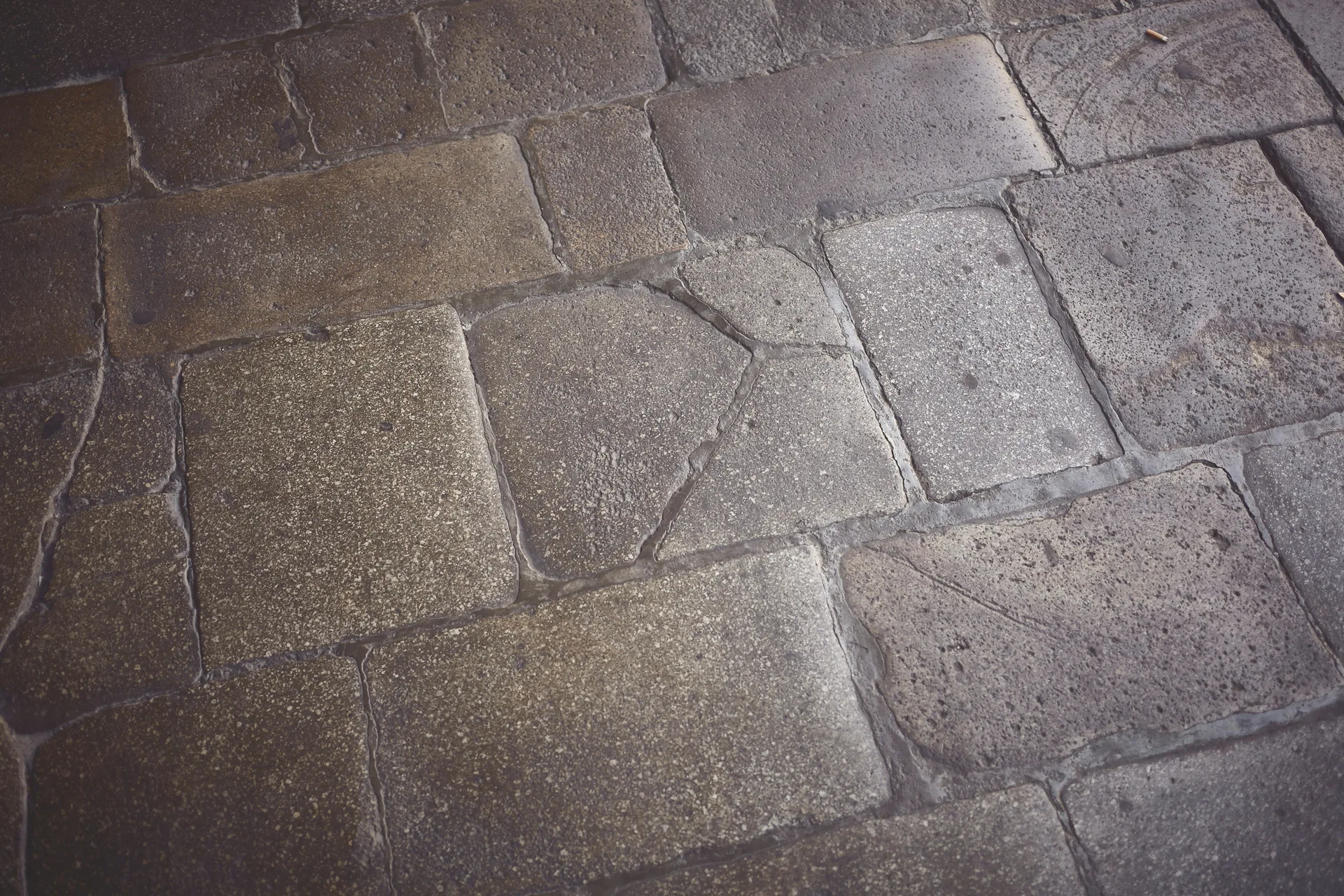 textured decorative concrete walkway at a Pittsburgh home