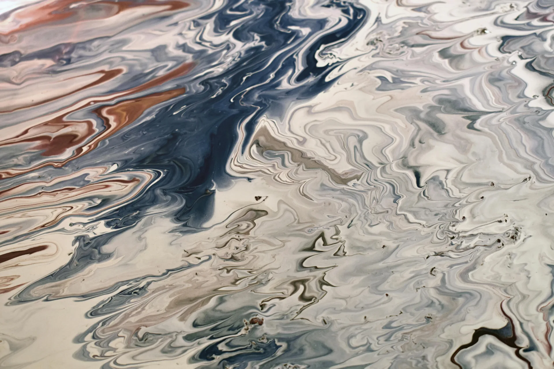 metallic epoxy floor coating in a Pittsburgh home